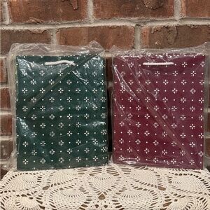 10 new old stock Longaberger gift bags woven traditions red and green